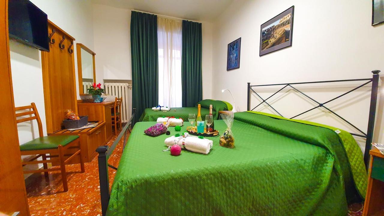 A Casa Simpatia - A Richiesta Parcheggio Gratuito ! Hotel โรม ภายนอก รูปภาพ